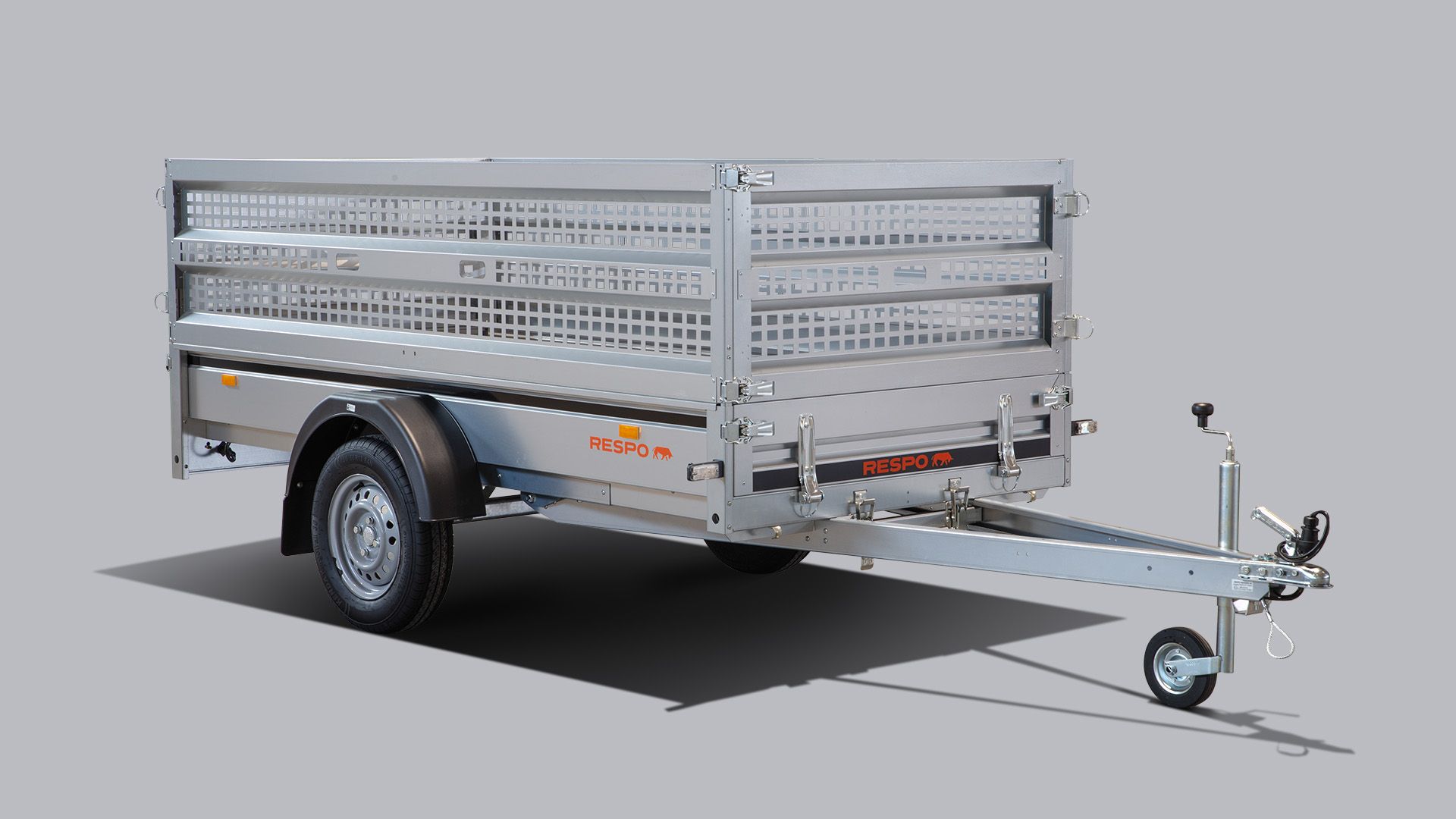 Respo RS2775TP Forran fra Høyre med grind 2